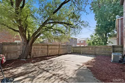 7055 Dartmouth Avenue, University City, MO 63130 - Photo 34