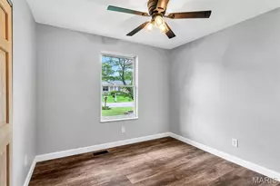 1678 Elizabeth Dr, Arnold, MO 63010 - Photo 12