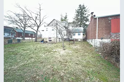 5430 Partridge Avenue, Saint Louis, MO 63120 - Photo 2