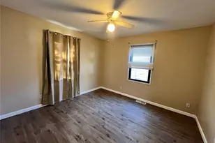 2390 Teakwood Manor Dr, Florissant, MO 63031 - Photo 14