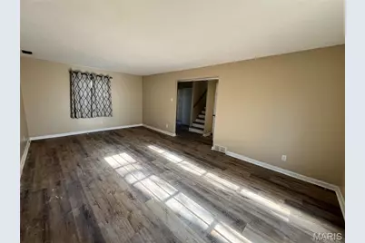 2390 Teakwood Manor Drive, Florissant, MO 63031 - Photo 8