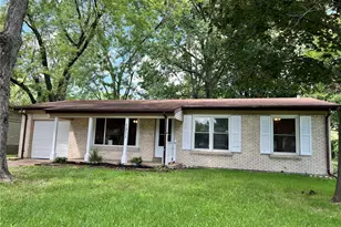 1311 Claudine Dr, Saint Louis, MO 63138 - Photo 2