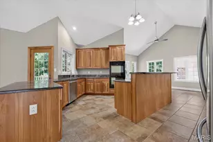 18517 Gredan Ct, Wildwood, MO 63069 - Photo 8