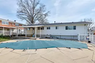 10515 Copperfield Dr, Affton, MO 63123 - Photo 46