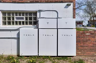 10515 Copperfield Dr, Affton, MO 63123 - Photo 6