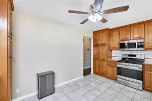 10515 Copperfield Dr, Affton, MO 63123 - Photo 16