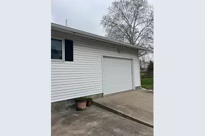 811 S Court, Bowling Green, MO 63334 - Photo 4