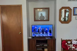 811 S Ct, Bowling Green, MO 63334 - Photo 6