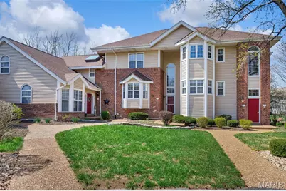 405 Meramec Way #10, Saint Charles, MO 63303 - Photo 2