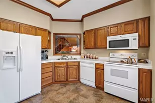 405 Meramec Way, Saint Charles, MO 63303 - Photo 14