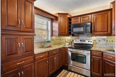 1530 Swallow Drive, Brentwood, MO 63144 - Photo 14