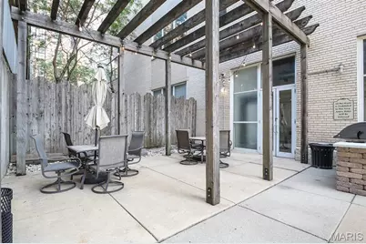 1511 Locust Street #306, Saint Louis, MO 63103 - Photo 8