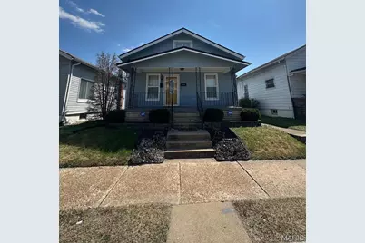 748 Ponce Avenue, Saint Louis, MO 63147 - Photo 1