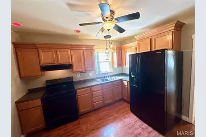 748 Ponce Avenue, Saint Louis, MO 63147 - Photo 16