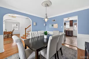 1001 Barberry Ln, Kirkwood, MO 63122 - Photo 2