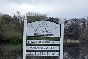 6 Lake Pembroke Dr, Ferguson, MO 63135 - Photo 8