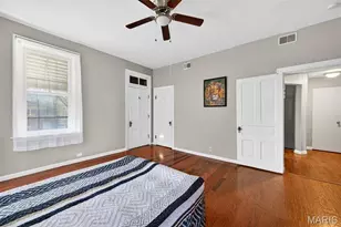 2048 Russell Blvd, Saint Louis, MO 63104 - Photo 16