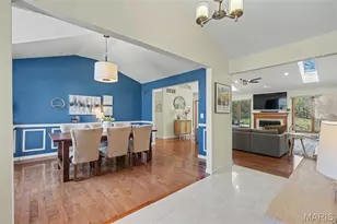 999 Timber Glen Ln, Ballwin, MO 63021 - Photo 8