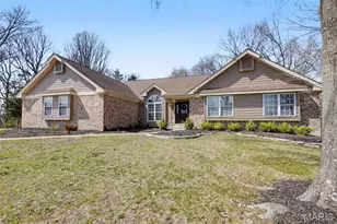 999 Timber Glen Ln, Ballwin, MO 63021 - Photo 4