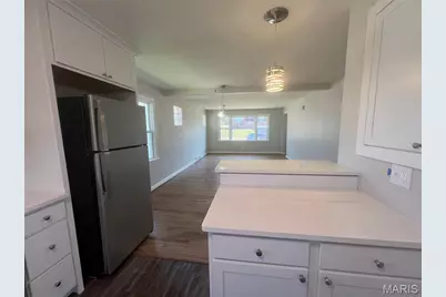 1135 Wilshire Avenue, University City, MO 63130 - Photo 4