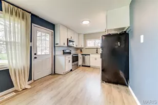 7837 Labelle St, Affton, MO 63123 - Photo 12