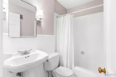 9244 Old Bonhomme Road, Olivette, MO 63132 - Photo 12