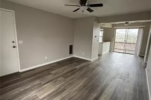 777 Highland Hill Dr, Saint Peters, MO 63376 - Photo 2