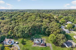 539 McBride Pointe Dr, Wildwood, MO 63011 - Photo 46