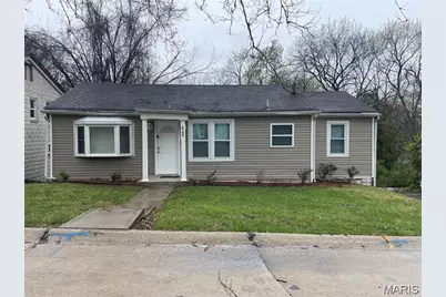 6155 Emerald Avenue, Saint Louis, MO 63135 - Photo 1