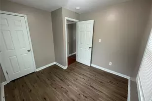 6155 Emerald Ave, Saint Louis, MO 63135 - Photo 10