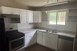 1090 Howdershell Rd, Florissant, MO 63031 - Photo 2