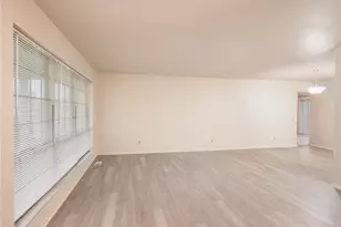 10636 Roanna Ln, Saint Louis, MO 63128 - Photo 10