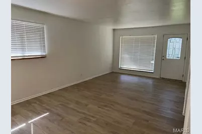 10746 Glen Garry Road, Saint Louis, MO 63137 - Photo 16