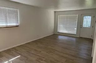 10746 Glen Garry Rd, Saint Louis, MO 63137 - Photo 16