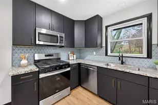 2701 Westminister Dr, Saint Charles, MO 63301 - Photo 30