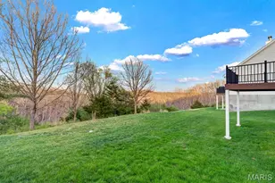 679 Bluffs View Ct, Eureka, MO 63025 - Photo 2