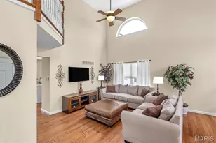 679 Bluffs View Ct, Eureka, MO 63025 - Photo 6