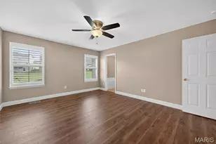 125 Hidden Bluffs Dr, Lake Saint Louis, MO 63367 - Photo 28