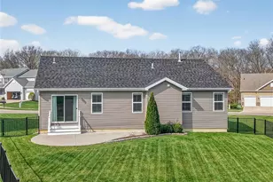 125 Hidden Bluffs Dr, Lake Saint Louis, MO 63367 - Photo 16