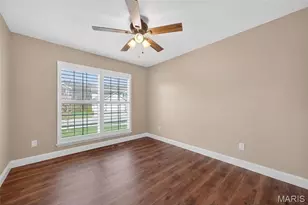 125 Hidden Bluffs Dr, Lake Saint Louis, MO 63367 - Photo 32