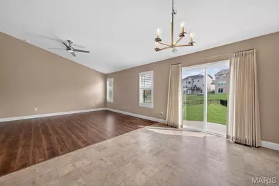 125 Hidden Bluffs Drive, Lake Saint Louis, MO 63367 - Photo 14