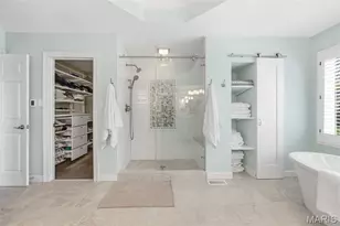 14812 Brook Hill Dr, Chesterfield, MO 63017 - Photo 46