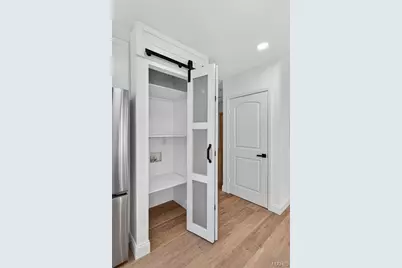 6409 Sutherland Avenue, Saint Louis, MO 63109 - Photo 22