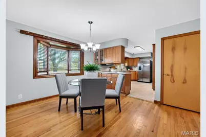 11 Elmwood Place, Saint Charles, MO 63301 - Photo 8