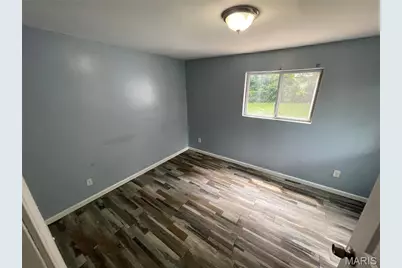 334 Lancashire Road, Saint Louis, MO 63137 - Photo 8