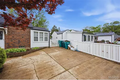 227 W Old Watson, Saint Louis, MO 63119 - Photo 4