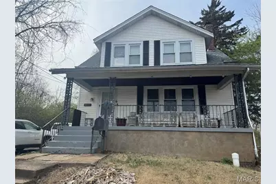 8801 Blewett Avenue, Jennings, MO 63136 - Photo 1