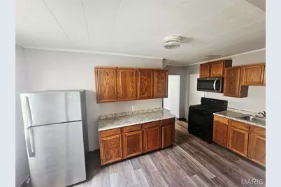 491 Adrian Drive, Saint Louis, MO 63137 - Photo 6