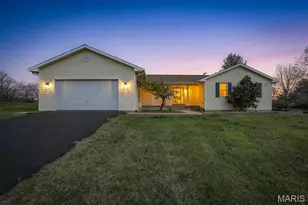 13113 Lakewood Dr, Saint Genevieve, MO 63670 - Photo 1