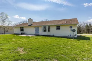 13113 Lakewood Dr, Saint Genevieve, MO 63670 - Photo 10